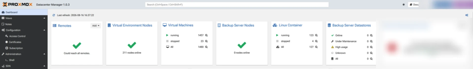 დაბუნდოვნებული Proxmox Datacenter Manager — კვანძების, ვირტუალური მანქანების, კონტეინერებისა და backup სერვერების აგრეგირებული მდგომარეობა.